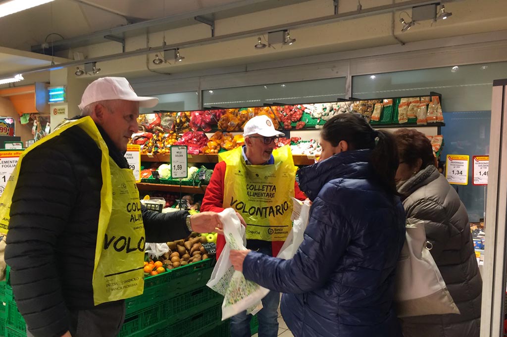 Giornata nazionale della colletta alimentare.