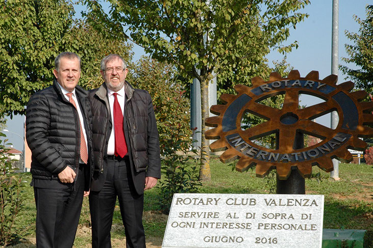 Inaugurata la ruota del Rotary Club Valenza
